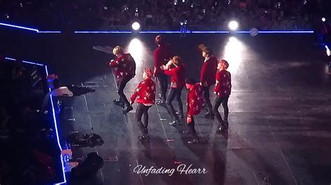 Vind de beste gratis stockfoto's over bts fire. 170312 BTS - Fire - YouTube