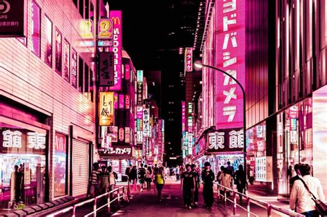 9 Photos That Will Make You Book Your Flight To Tokyo Night Life City Aesthetic Background