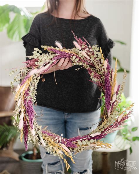 How To Make A Dried Flower Wreath The Diy Mommy