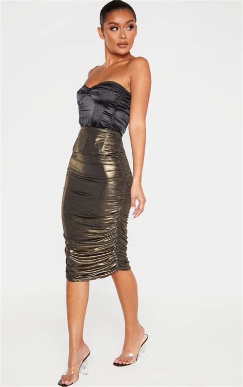 Gold Metallic Textured Ruched Midi Skirt Prettylittlething Ca
