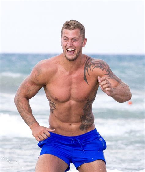 Hunky Dan Osborne Shows Off His Muscles On Greek Beach Jacqueline Jossa Romance In Greece
