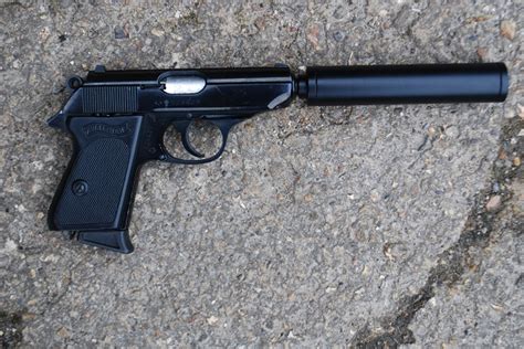 Tüm masum çocukların sessiz çığlıklarını dünyaya duyurmak için. Walther PPK | De-activated Guns | PPK
