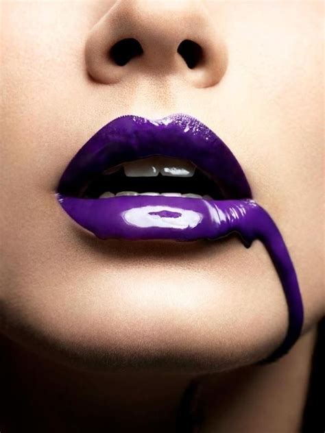 Pin By Kraliçe On Makyaj Purple Lips Dark Purple Lips Makeup