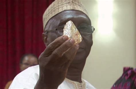 Within African Diamonds A Billion Plus Years Of Earth History