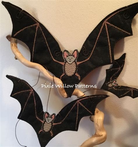Ith Flying Bat Halloween Decoration Machine Embroidery Etsy Uk