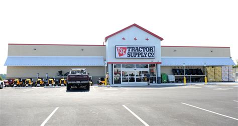 Tractor Supply Co Opens New Store In Buck Local Business