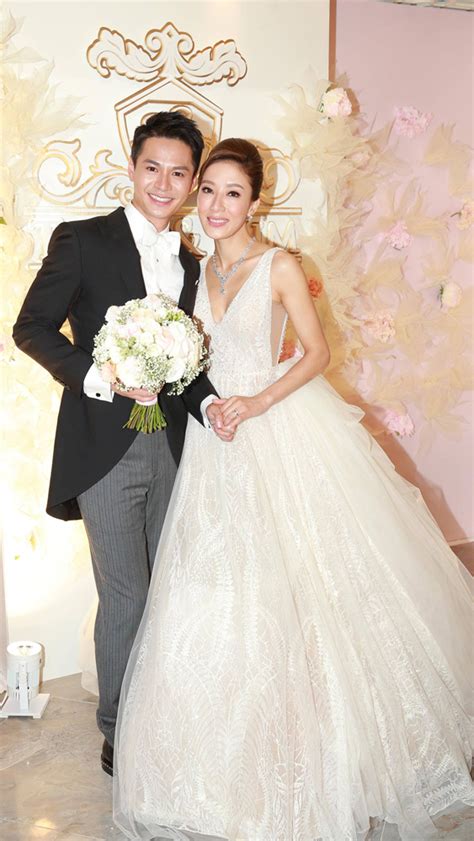 Tavia Yeung Him Law Hold Wedding Ceremony In Hong Kong 8days