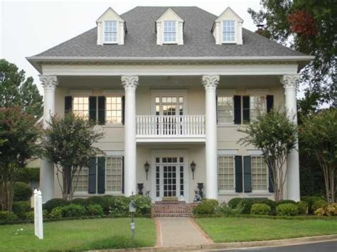 Famous Southern Colonial Architecture