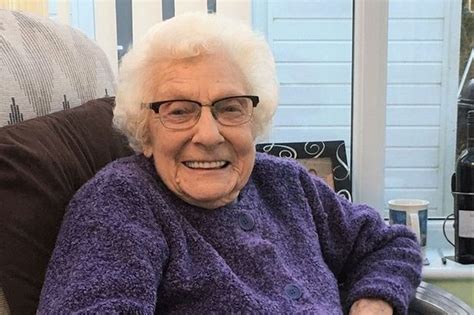 Meet The 100 Year Old Great Grandmother Who Loves Fitnesses Classes
