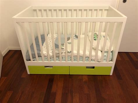 Babybett online finden & vergleichen bei moebel.de deutschlands größtes möbelportal top angebote große produktvielfalt. Babybett Ikea Stuva, Matratze & Bettzeug | Kaufen auf Ricardo