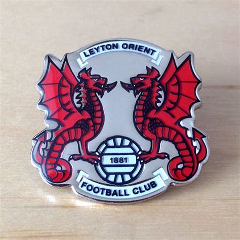 Официальные значки Лейтон Ориент Leyton Orient Fc