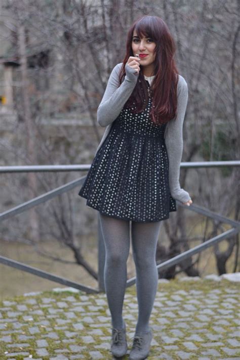 Marzipan Vintage Fashion Blog Grey Tights Colored Tights Outfit