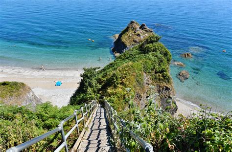 Polstreath Beach The View Down The Steps Cornwall Guide Images