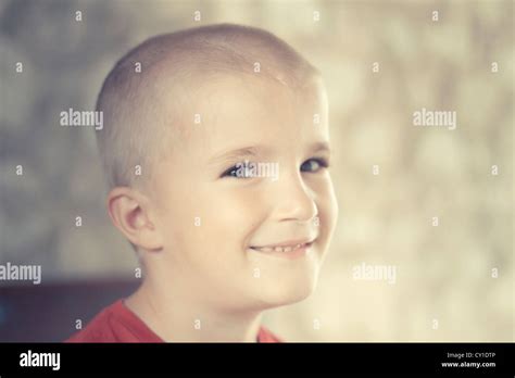 Portrait Of A Young Boy 5 Years Smiling Stock Photo Alamy