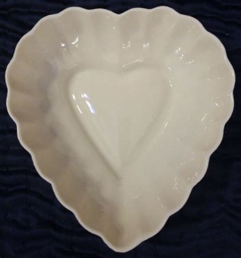 Belleek Porcelain Ruffled Heart Shaped Bowl Dish Ebay