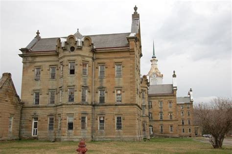 6 Of The Scariest Abandoned Mental Asylums In America