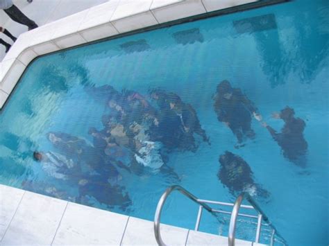 Fake Swimming Pool Illusion