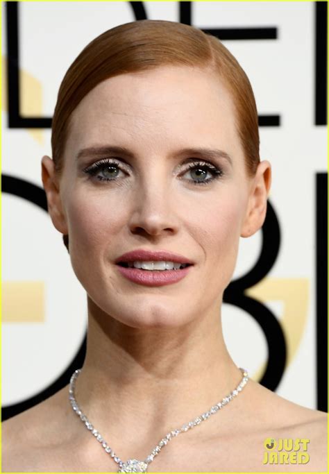 Photo Jessica Chastain Golden Globes 2017 Red Carpet 05 Photo