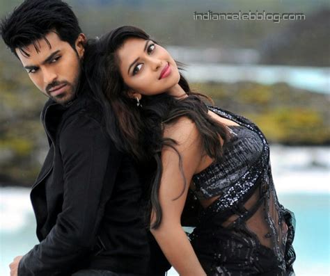 Amala Paul Telugu Movie Naayak 16 Hot Saree Hd Photo