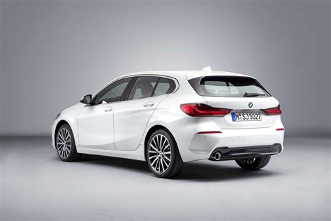 The All New Bmw 1 Series Bmw 118i Model Sportline Mineral White