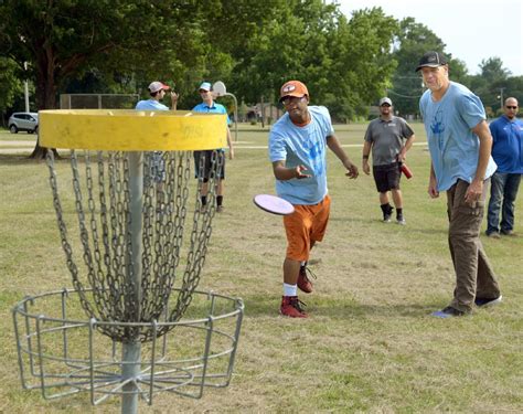 List Of Pros And What They Put With Disc Golf