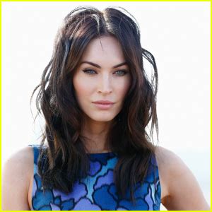 Megan Fox Debuts Dramatic New Haircut Color Shows Off Her New Blonde