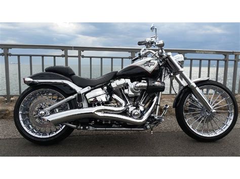 With its authentic look that attracts traffic and proud stance that is sure to appeal to the. 2013 Harley-davidson Breakout Cvo For Sale 36 Used ...