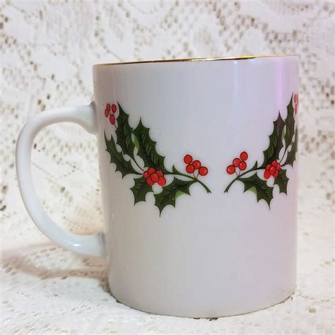 Christmas Holly Vintage Mug Cup Fine Porcelain Japan Gold Trim Etsy
