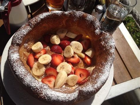 Puffy Soufflé Pancake Picture Of Figtrees Cafe Los Angeles