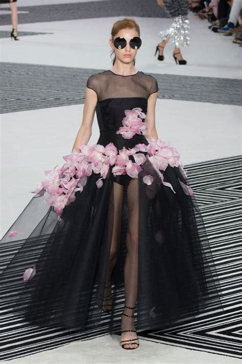 the best gowns from paris couture week fashion best gowns fashion show