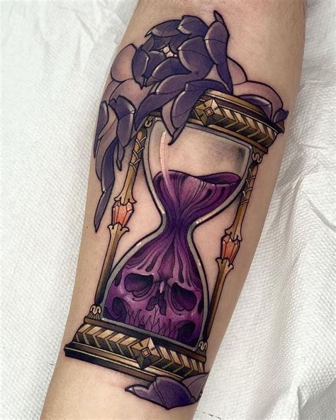 Details Small Hourglass Tattoo In Cdgdbentre
