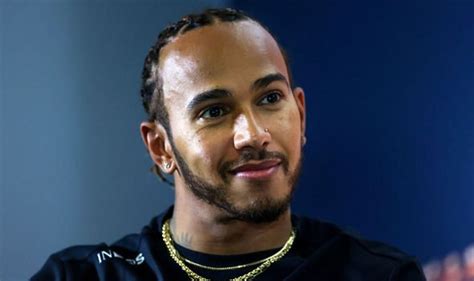 Lewis hamilton is one of the fastest drivers of his generation. Lewis Hamilton wyróżnił sześć wyjątkowych kobiet w dniu ...