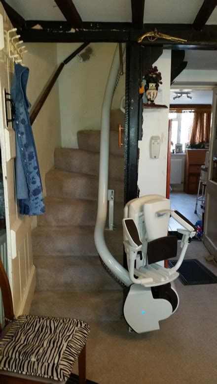 According to the last census, around 10 million americans have mobility issues related to walking or climbing. Chair Lift For Narrow Stairs | Lift Chairs