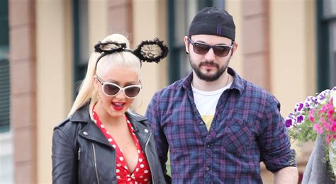 Christina Aguilera Shares Cute New Photos Of Daughter Summer Rain At Disneyland Celebrity