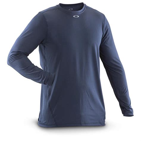 Oakley Control Long Sleeved T Shirt 582916 T Shirts At Sportsmans