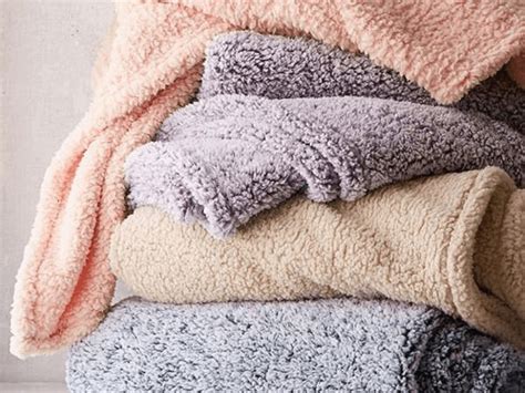 10 cozy blankets for your dorm room society19