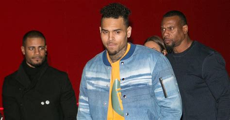 Chris Brown Charged With Assault With Deadly Weapon Ny Daily News