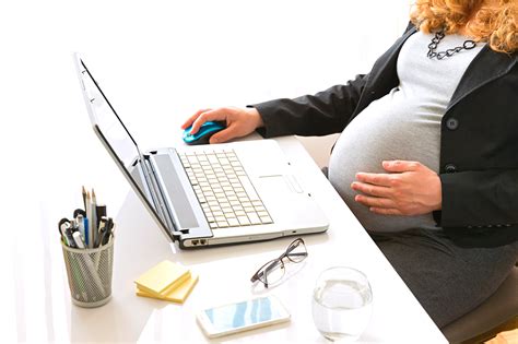 Cómo funciona la licencia de maternidad en USA