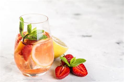 Lemon Strawberry Rosé Sangria Recipe {low Calorie}