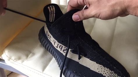 How To Lace Style My Yeezy Boost 350 V2 The Kaws Way Tutorial Youtube