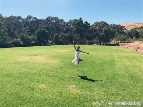 Google has many special features to help you find exactly what you're looking for. 氣質女神張鈞甯和好友漫步葡萄酒莊園，藍天白雲野餐，美不勝收! - 每日頭條