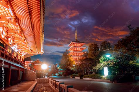 Night Tokyo Landmarks Of Japan Streets Near The Asakusa Temple Tokyo In Autumn Evening