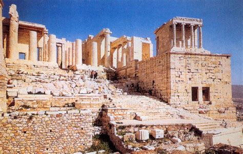 I Propilei Come Appaiono Attualmente Sul Versante Occidentale Dell Acropoli Acropolis De