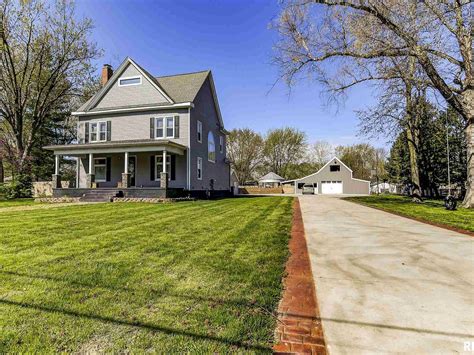 1001 5th St, Pawnee, IL 62558 | Zillow