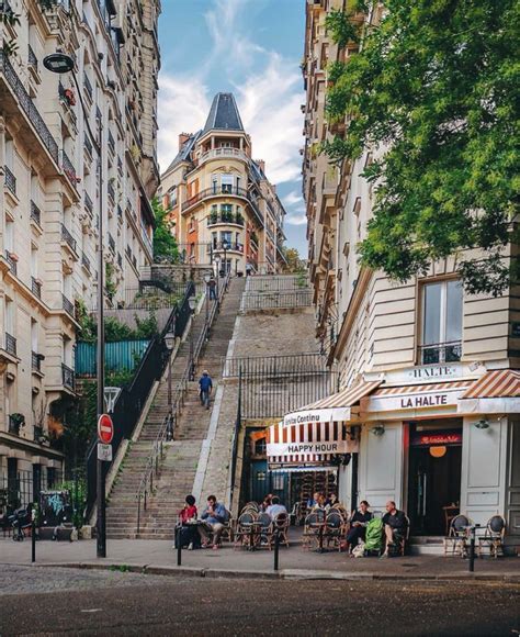 Montmartre Confira Os Lugares Que Você Não Pode Deixar De Visitar No