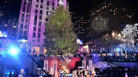 Nyc Lights Christmas Tree Amid Protests Police