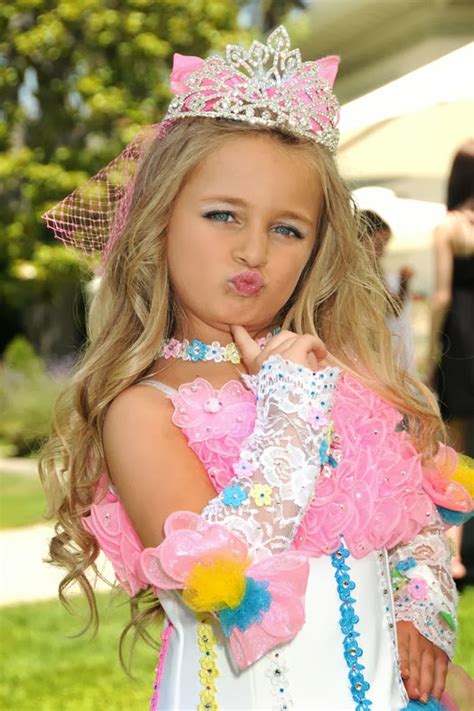 Video Pic Toddlers And Tiaras Star Isabella Barrett Is A Millionaire