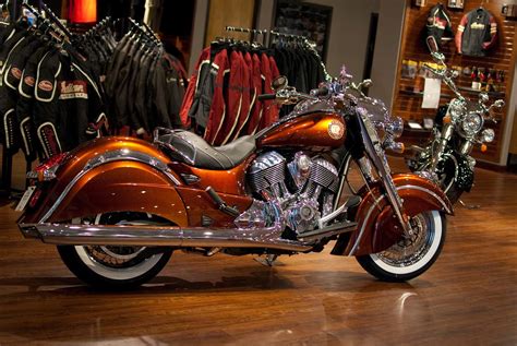 2014 Indian Chief Classic Cocoa Gold Stardust Custom Paint 01 Jpeg5395