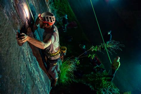 Late Night Rock Climbing At Kangaroo Point Tom Templeton Brisbane