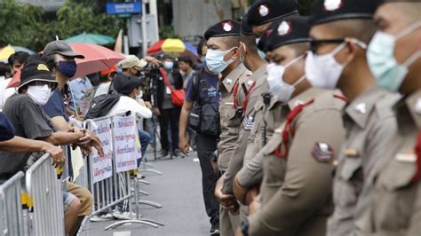 Thai Protests Thousands Gather In Bangkok To Demand Reforms Bbc News